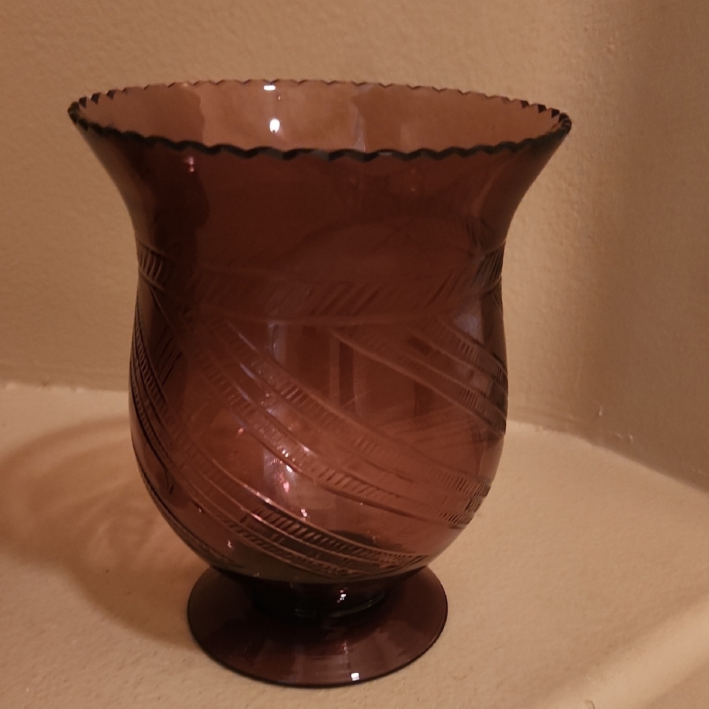 Elegant Purple Glass Vase TWOS